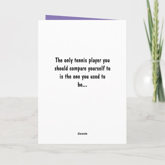 Cheeky Happy Birthday, paarse 🎾Tennisverjaardag � Kaart (Achterkant)