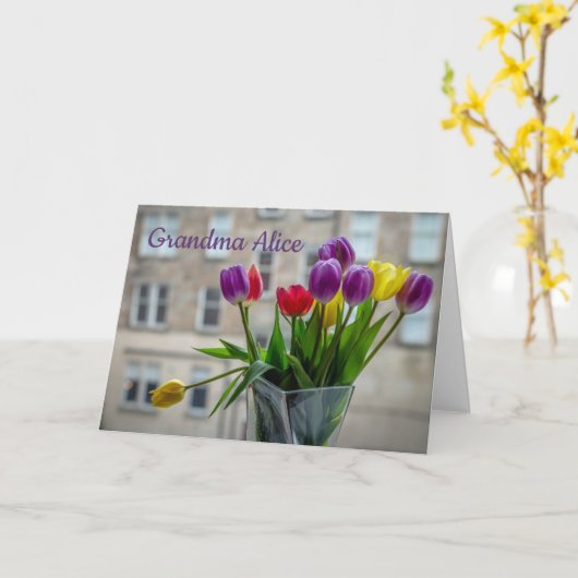Cheerful Tulips in the Window | Personalized Kaart (Gele Bloem)