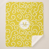 Cheerful Yellow and White Pattern met Monogram Sherpa Deken (Voorkant)