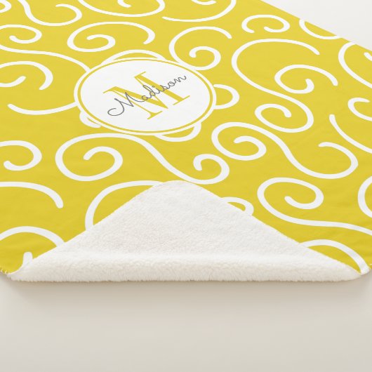 Cheerful Yellow and White Pattern met Monogram Sherpa Deken (3/4)