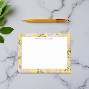 Cheerful Yellow Pink Grey Floral Pattern met naam Post-it® Notes