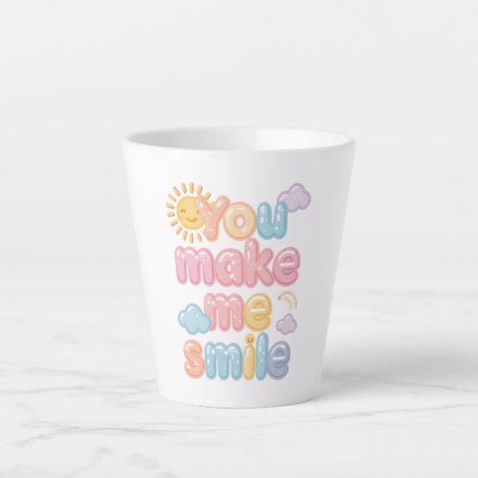 Cheerful "You Make Me Smile" Bubble Font Latte Mok (Voorkant)