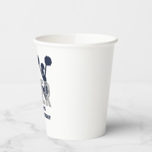 Cheerleading Silver en Navy Cheer Verjaardag Papieren Bekers (Links)