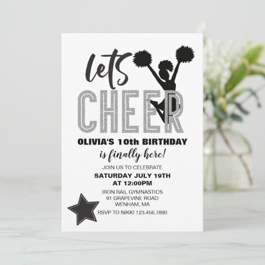 Cheerleading Zilver en Zwart Cheer Verjaardag Kaart (Staand voorkant)