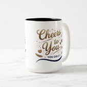 Cheers Afstudeerder - Twee-Tone Mok 15oz (Voorkant rechts)