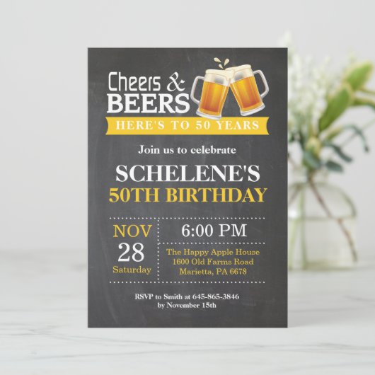 Cheers and Beers 50th Birthday Invitation Card Kaart (Staand voorkant)