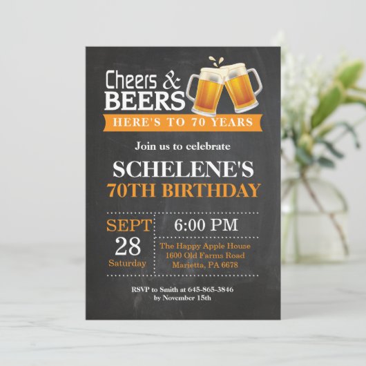 Cheers and Beers 70th Birthday Invitation Card Kaart (Staand voorkant)