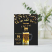 Cheers and Beers Modern 50e verjaardag Uitnodiging Briefkaart (Staand voorkant)