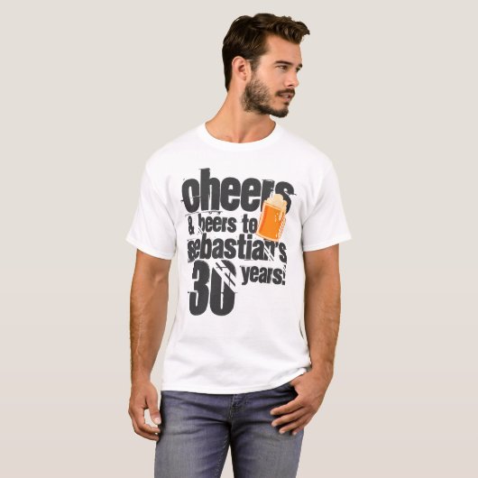 Cheers and Beers Personalized Birthday T-shirt (Voorkant volledig)