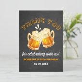 Cheers and Beers Surprise 60th Birthday Chalkboard Bedankkaart (Staand voorkant)