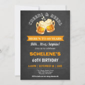 Cheers and Beers Surprise 60th Birthday Chalkboard Kaart (Voorkant)
