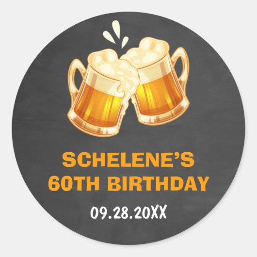 Cheers and Beers Surprise 60th Birthday Chalkboard Ronde Sticker (Voorkant)