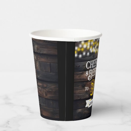 Cheers and Beers to 31 Years Rustic Birthday Papieren Bekers (Rechts)