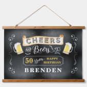 Cheers and Beers tot 50 jaar geboortedag Hangend Wandkleed (Voorkant)