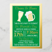 Cheers & Beers Shamrock St. Patrick's Day Party Folie Uitnodiging (Voorkant)