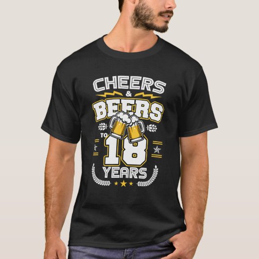 Cheers beers tot 18 jaar oude grappigheid 18e verj t-shirt (Voorkant)