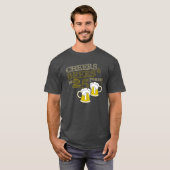 CHEERS & BEERS tot 25 JAAR BIRTHDAY T-shirt (Voorkant volledig)