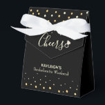 Cheers Black en Gold Bachelorette Weekend Bedankdoosjes<br><div class="desc">Deze leuke goudglittervormgeving is perfect voor Bachelorette parties in het weekend. Cheers voor je meisjes met deze aangepaste feestdozen. Vind overeenkomende objecten in mijn winkel.</div>