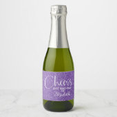 Cheers Faux Paarse GLITTER Birthday Mini Sparkling Wijnetiket (Voorkant)