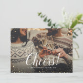 Cheers | Glitz Faux Glitter Foto Overlay Nieuwjaar Feestdagenkaart (Staand voorkant)