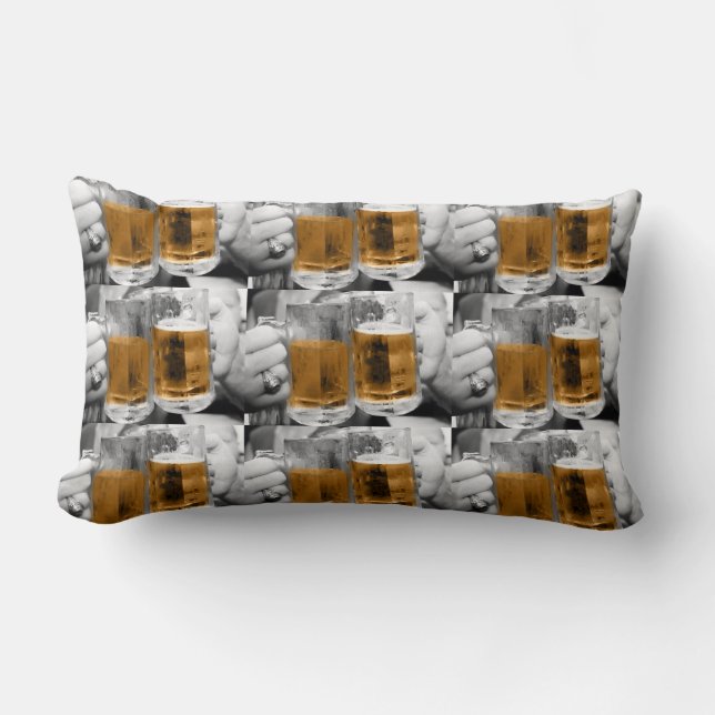 Cheers! Lumbar Pillow Kussen (Voorkant)