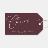 Cheers Minimal Bourgundy Script Custom Wedding Cadeaulabel (Voorkant (Horizontaal))