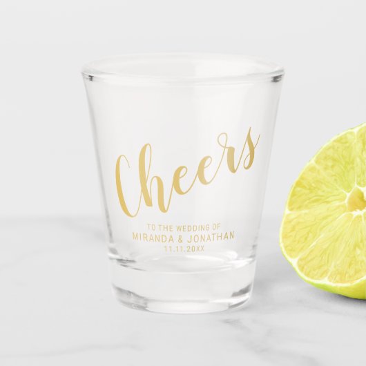 'Cheers' Modern Script Gold Wedding Shot Glas (Voorkant)
