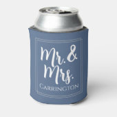 Cheers Mr & Mrs Dusty Blue Wedding Favor Blikjeskoeler (Blikje Achterkant)