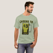 Cheers naar de vierde negen. Verjaardag T-shirt (Voorkant volledig)
