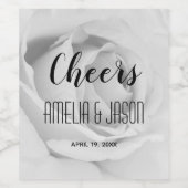 Cheers op Black and White Rose Blossom Wedding Wijn Etiket (Enkel label)
