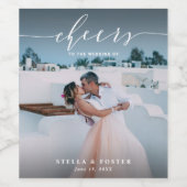 Cheers Stylish White Script Photo Wedding Wijn Etiket (Enkel label)