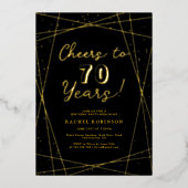 Cheers to 70 Years Birthday Party Black & Gold Folie Uitnodiging (Voorkant)