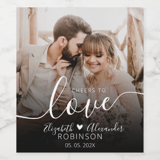 Cheers to Love Script Photo Weddenschap Favor Wijn Etiket (Enkel label)