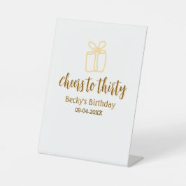 Cheers to thirty yellow brown birthday pastel gift reclamebord met voetstuk