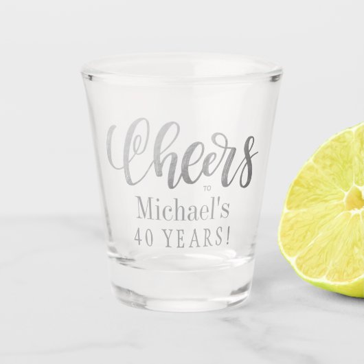 Cheers tot 40 jaar gepersonaliseerde verjaardag shot glas (Voorkant)