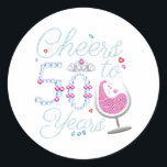 Cheers tot 50 jaar 50e verjaardag ronde sticker<br><div class="desc">Cheers tot 50 jaar 50e verjaardag Team Dinking Family Design Classic Round Sticker Classic Collectie.</div>