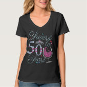Cheers tot 50 jaar 50e verjaardag vrouwen V-Nec T-shirt (Voorkant)