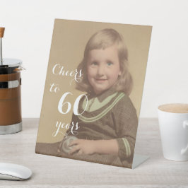 Cheers tot 60 jaar! Foto van Birthday Reclamebord Met Voetstuk