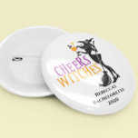 Cheers Witches Halloween Cocktail Bachelorette Ronde Button 4,0 Cm<br><div class="desc">Dit ontwerp is gemaakt door middel van digitale kunst. Het kan worden aangepast in het gebied dat wordt aangeboden of aangepast door de klik te kiezen om de andere optie aan te passen en de naam, initialen of woorden te wijzigen. U kunt de tekstkleur en de stijl ook veranderen of...</div>