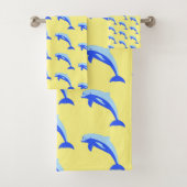 Cheery Blue Jumping Dolfijn Ocean Cartoon Bad Handdoek (Insitu)
