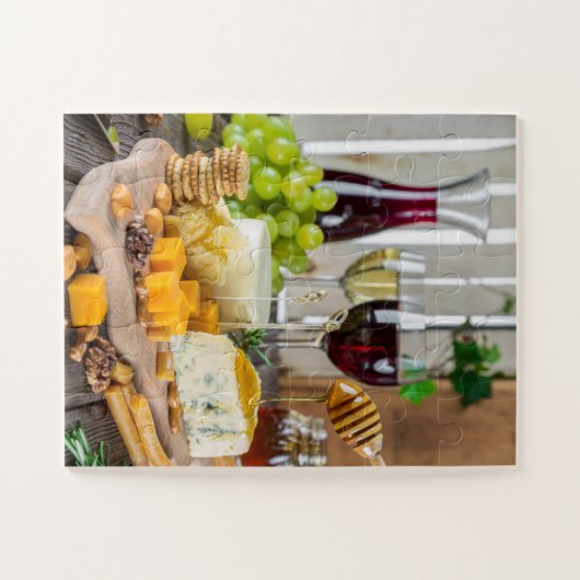 Cheese Wine Honey Walnuts Grapes Crackers Food Legpuzzel (Horizontaal)