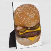 Cheeseburger op sesamzaad bun fotoplaat (Zijkant)