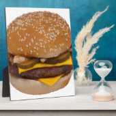 Cheeseburger op sesamzaad bun fotoplaat (Zijkant)