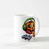 Cheesy Halloween Vibes: pompoen geniet van pizza g Koffiemok (Voorkant rechts)