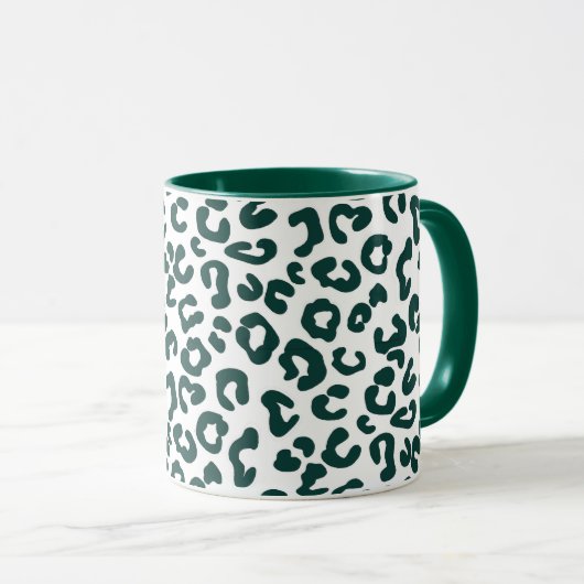 Cheetah Animal Print in Pine Green and White Mok (Voorkant rechts)