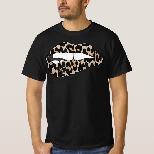 Cheetah Leopard Animal Print Lip Bite T-Shirt (Voorkant)