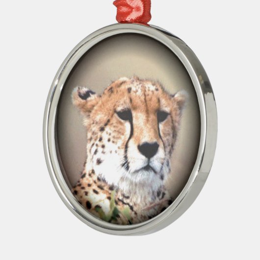 Cheetah Portret van Volle Maan: Natuur's Grace Metalen Ornament (Links)