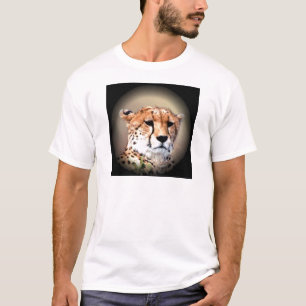 Cheetah Portret van Volle Maan: Natuur's Grace T-shirt