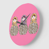 Cheetah Print Matryoshka wandklok (Hoek)