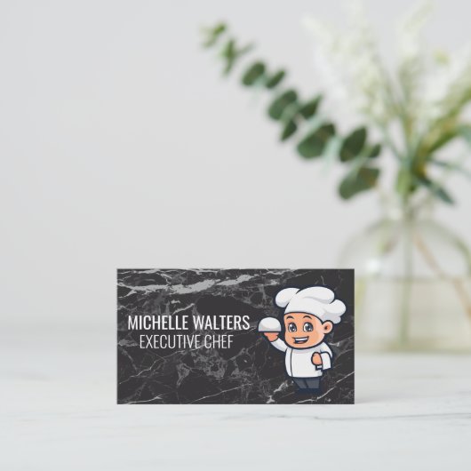 Chef met Serving Platter | Marmer Visitekaartje (Staand voorkant)